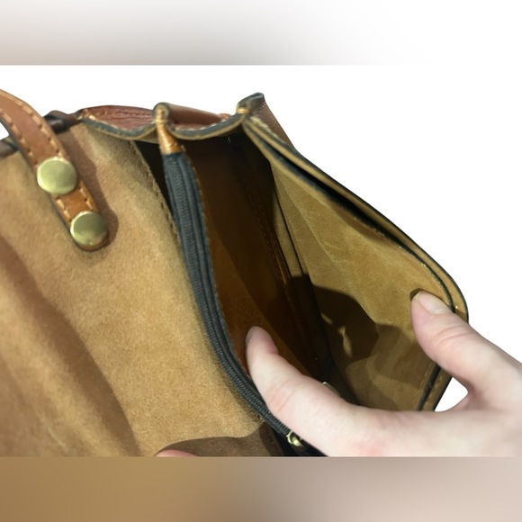 Patricia Nash Floral Tooled Leather Crossbody in tan Brown - Picture 8 of 10